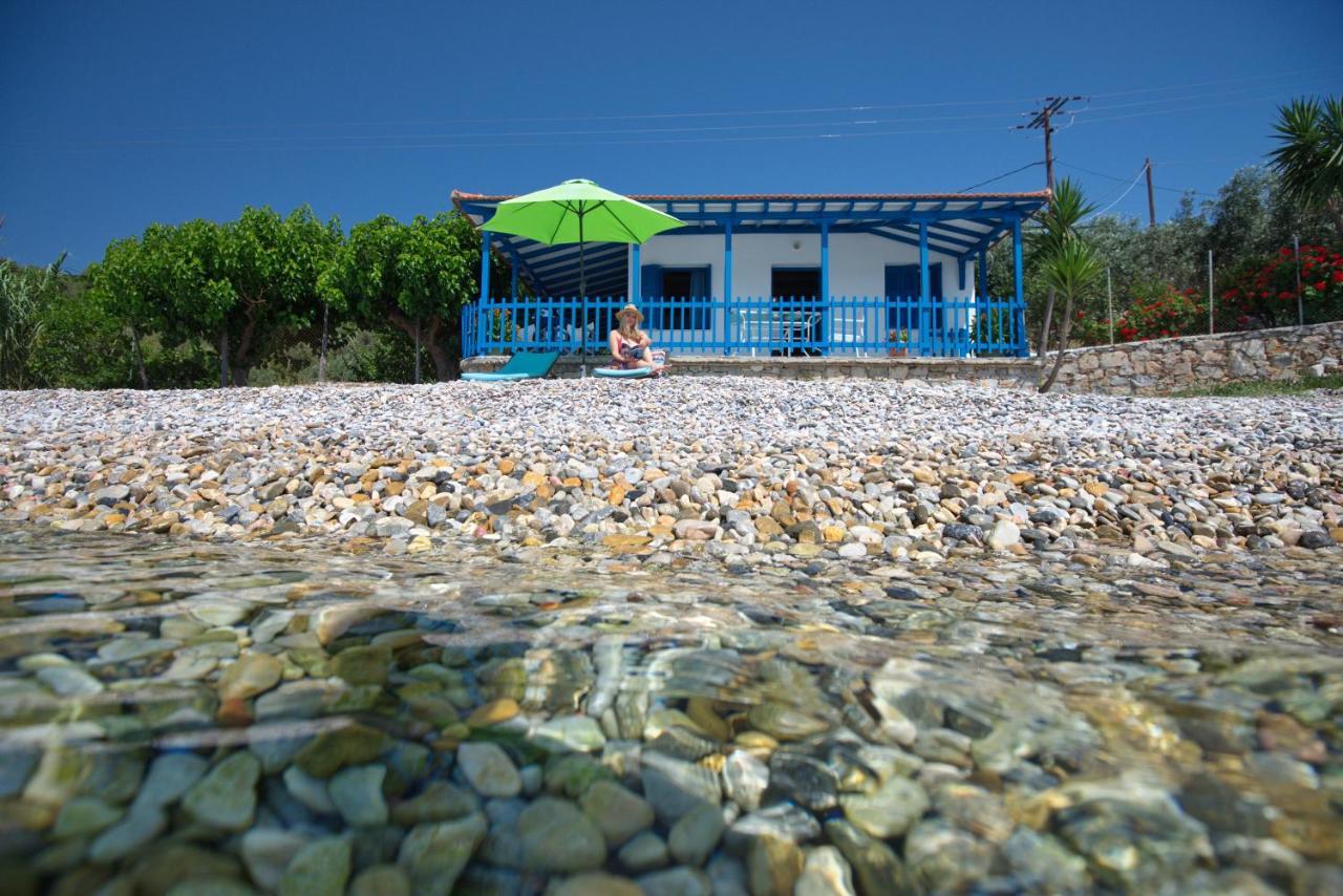 Seahorse Cottage Mourtero Bagian luar foto